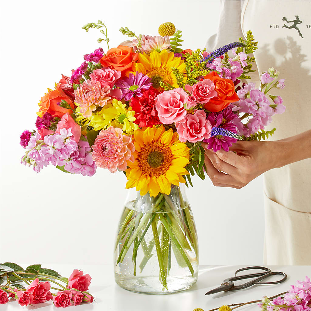 Cue the Confetti - A Florist Original – SYLVIA'S FLORIST, Antioch CA