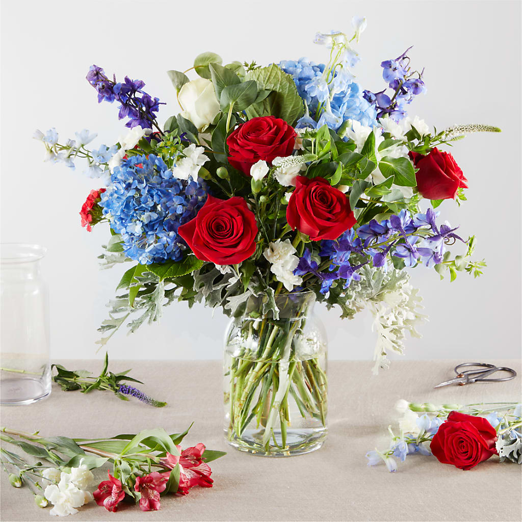 Star Spangled - A Florist Original – SYLVIA'S FLORIST, Antioch CA