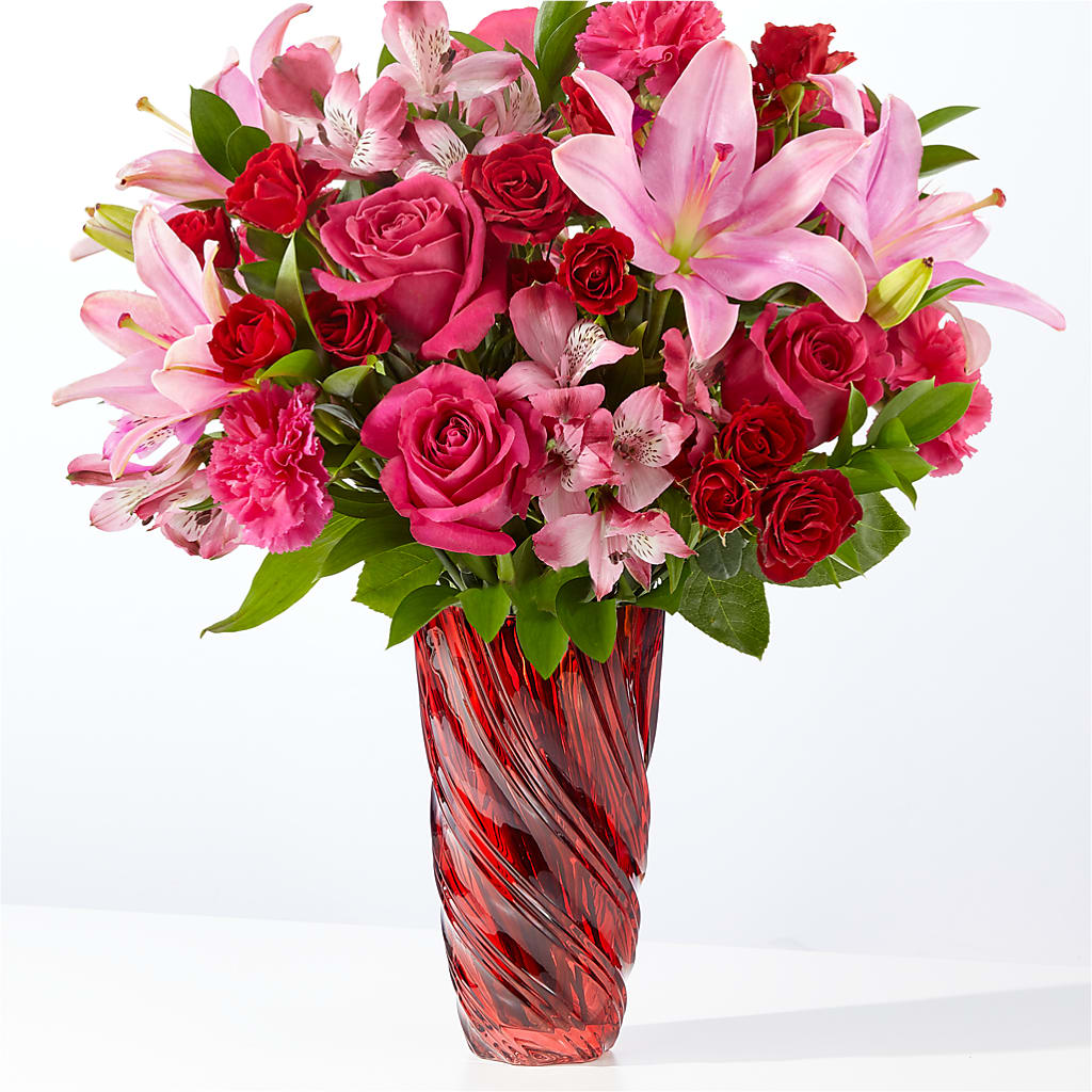In Love Bouquet with Luxe Swirl Vase – SYLVIA'S FLORIST, Antioch CA