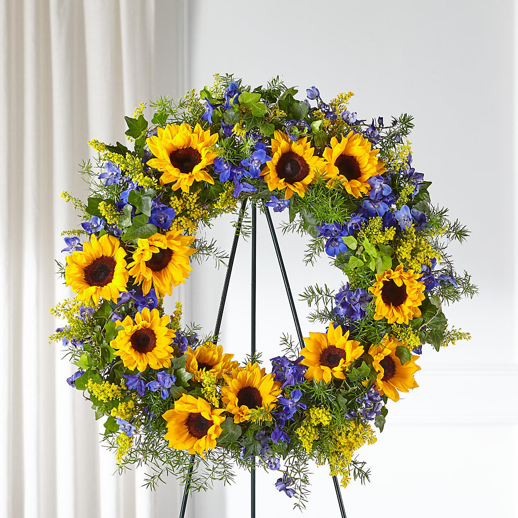 Bright Rays Wreath – SYLVIA'S FLORIST, Antioch CA