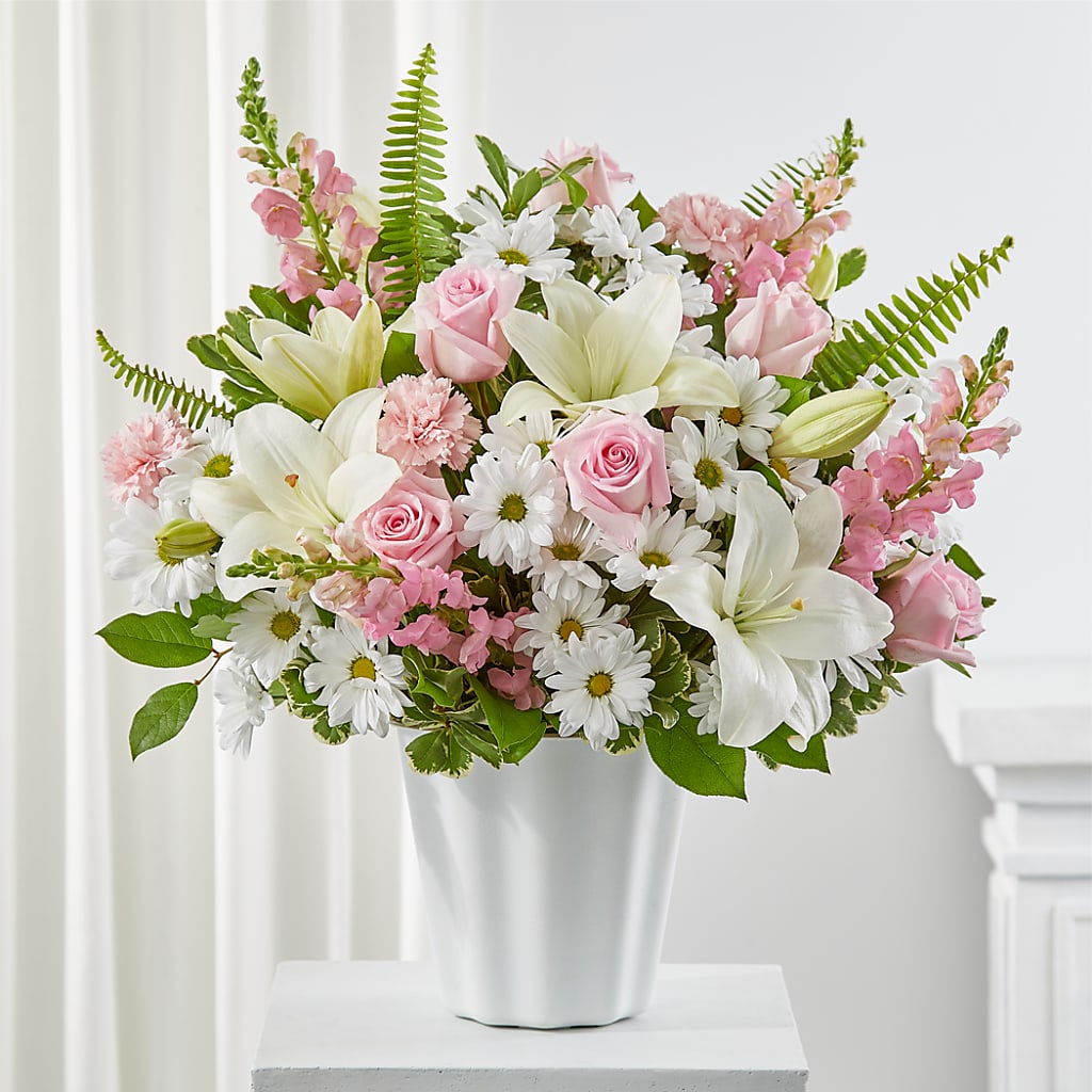 Soft Touch Tabletop Basket – SYLVIA'S FLORIST, Antioch CA