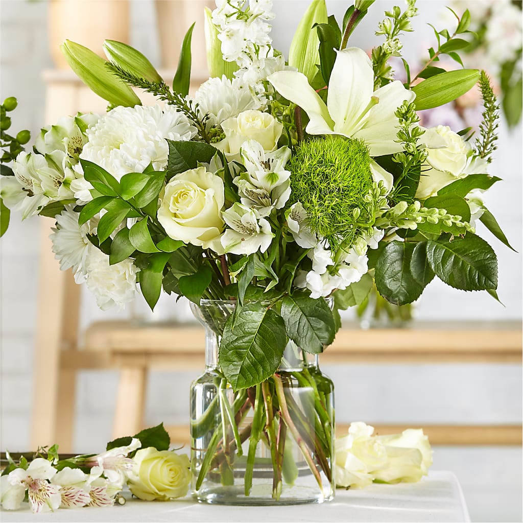 Classic Ivory – A Florist Original – SYLVIA'S FLORIST, Antioch CA
