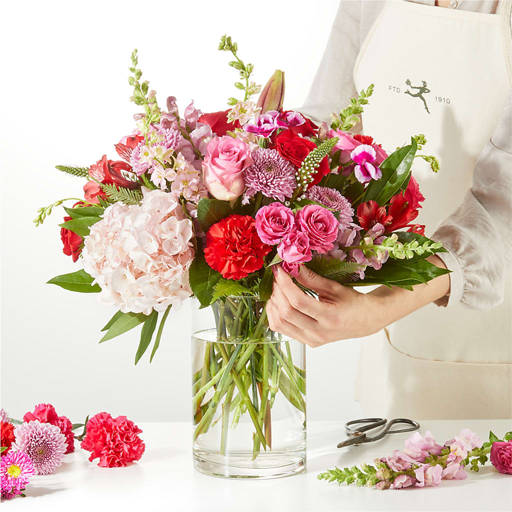 Swooning Over You - A Luxury Florist Original – SYLVIA'S FLORIST, Antioch CA