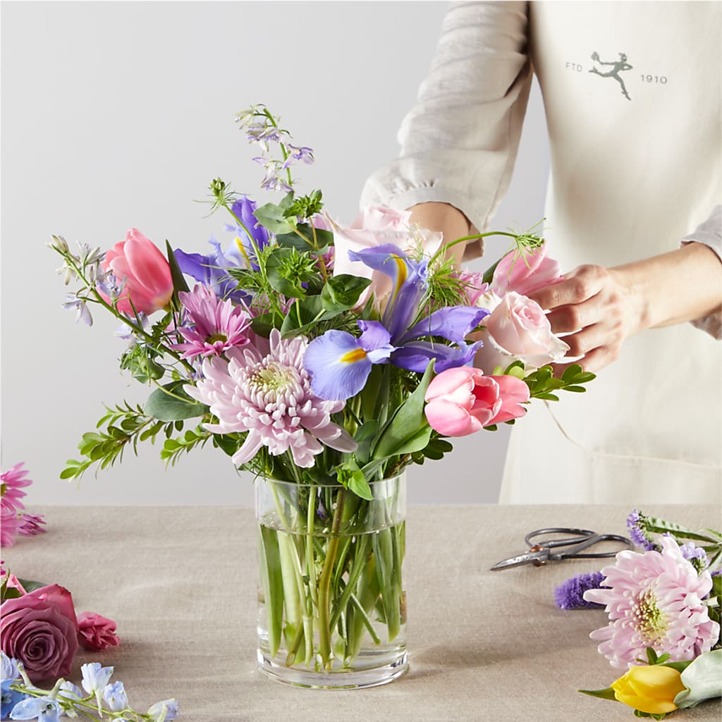 Pastel Tradition - A Florist Original – SYLVIA'S FLORIST, Antioch CA