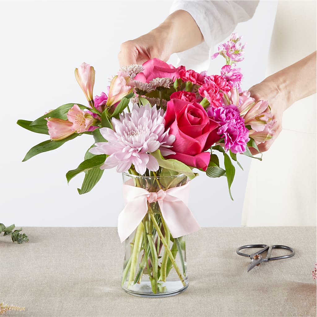 Pink Ribbon - A Florist Original – SYLVIA'S FLORIST, Antioch CA