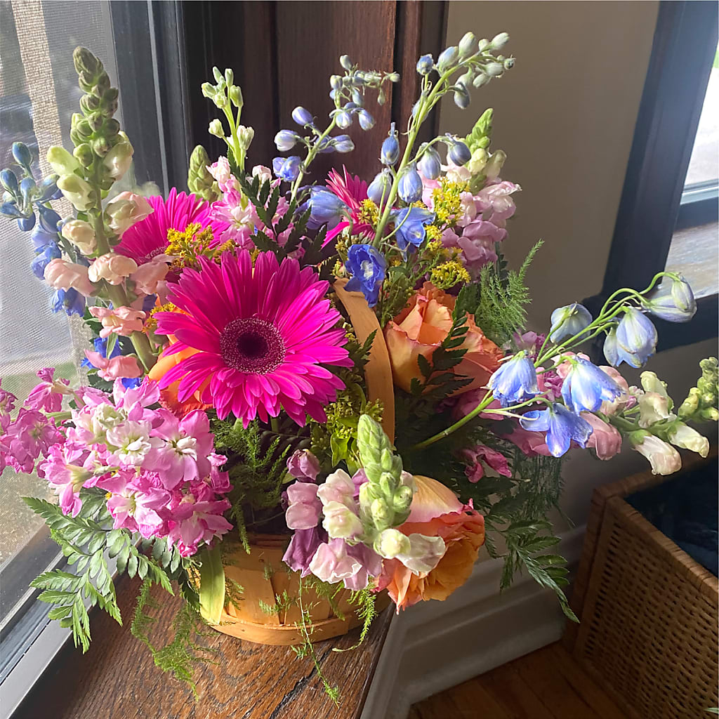Garden of Life Basket – SYLVIA'S FLORIST, Antioch CA