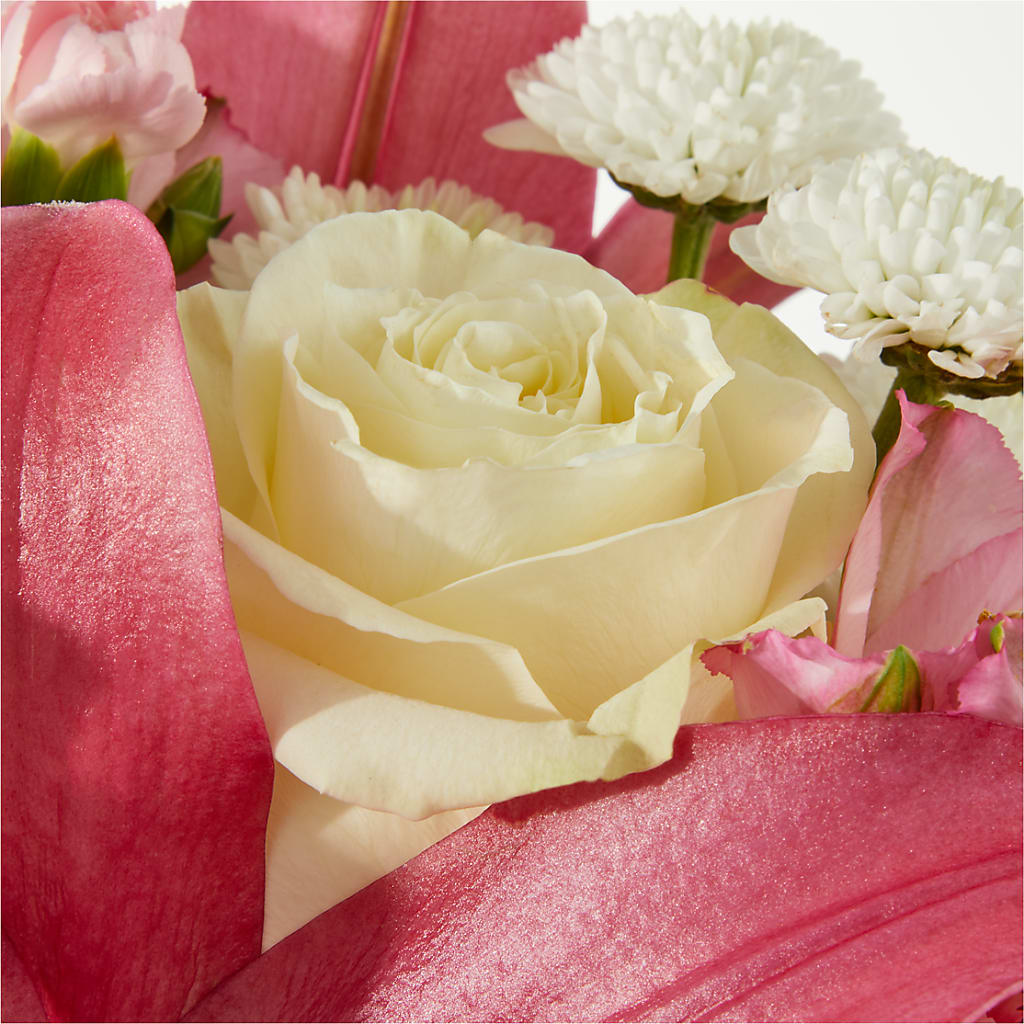 Piece of Cake Bouquet – SYLVIA'S FLORIST, Antioch CA