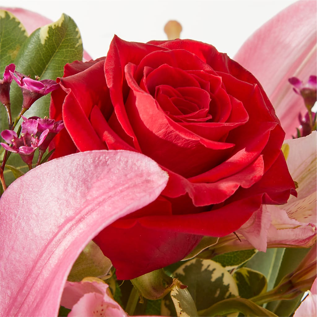 Lucky in Love Bouquet – SYLVIA'S FLORIST, Antioch CA