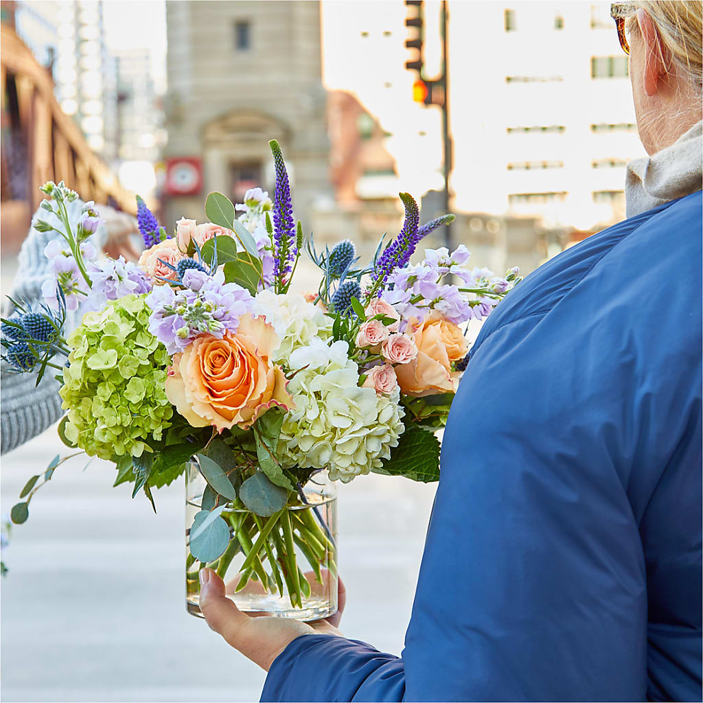 Porch Swing Bouquet – SYLVIA'S FLORIST, Antioch CA