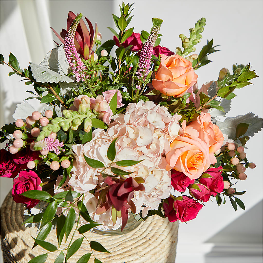 Glitz & Glam Bouquet – SYLVIA'S FLORIST, Antioch CA