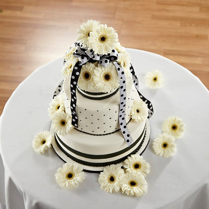 Simple Sophistication Cake Décor – SYLVIA'S FLORIST, Antioch CA