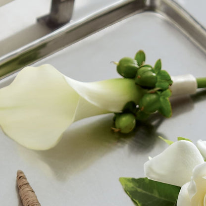 White Calla Boutonniere – SYLVIA'S FLORIST, Antioch CA